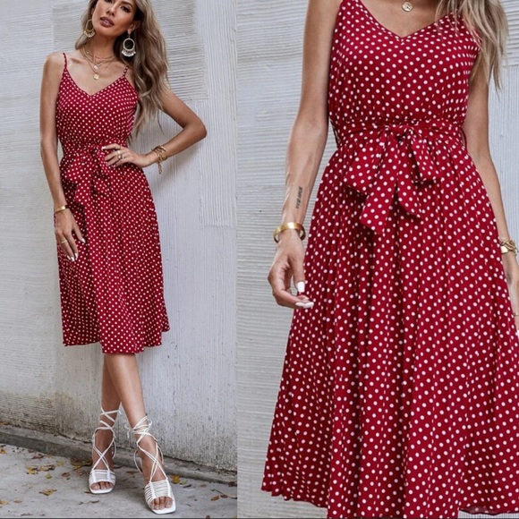 Floral print belted dress - Picture 2 of 6